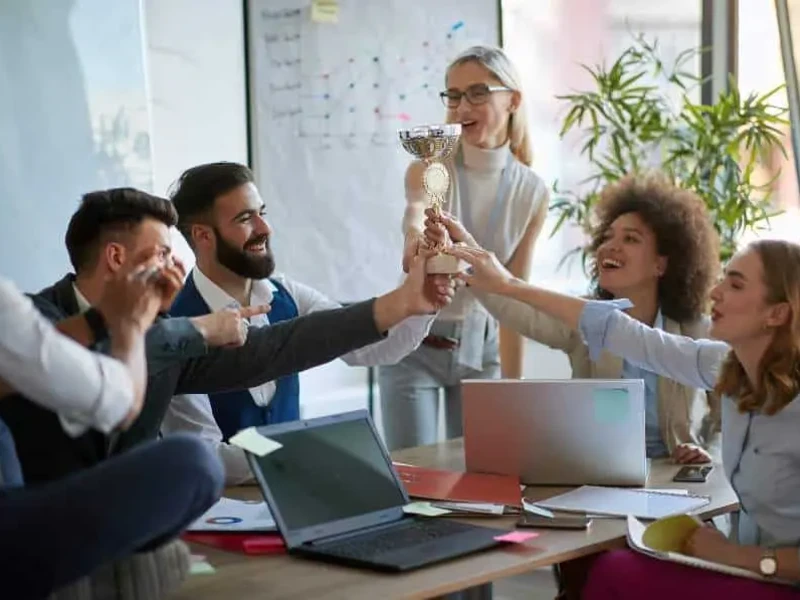 Unlocking Employee Productivity with Total Rewards and Expectancy Theory