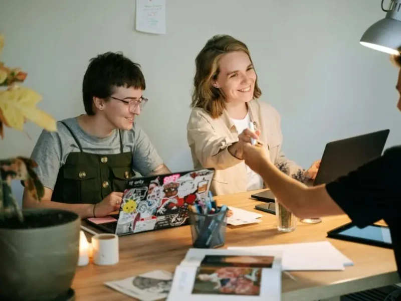 A Guide to Calculating and Leveraging Revenue Per Employee