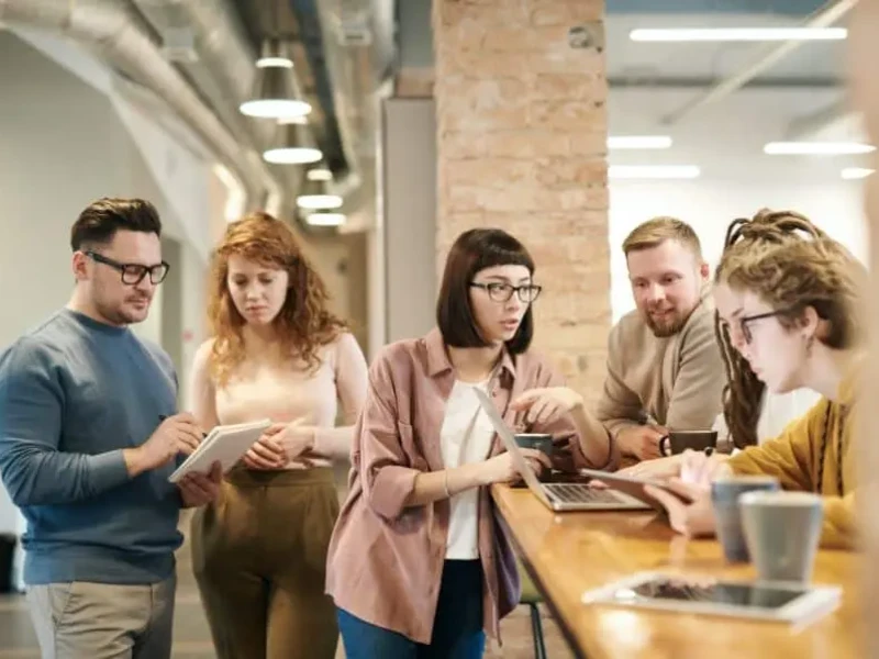 Optimizing Incentives: Effective Design and Administration of Sales Commission Plans