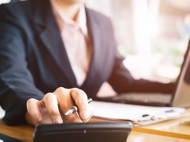 How to Leverage Compensation Market Analysis to Stay Competitive and Equitable in the Job Market