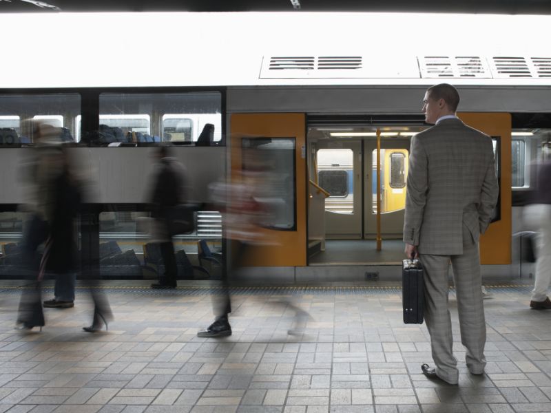 4 Ways to Manage Your Long Commute to Work