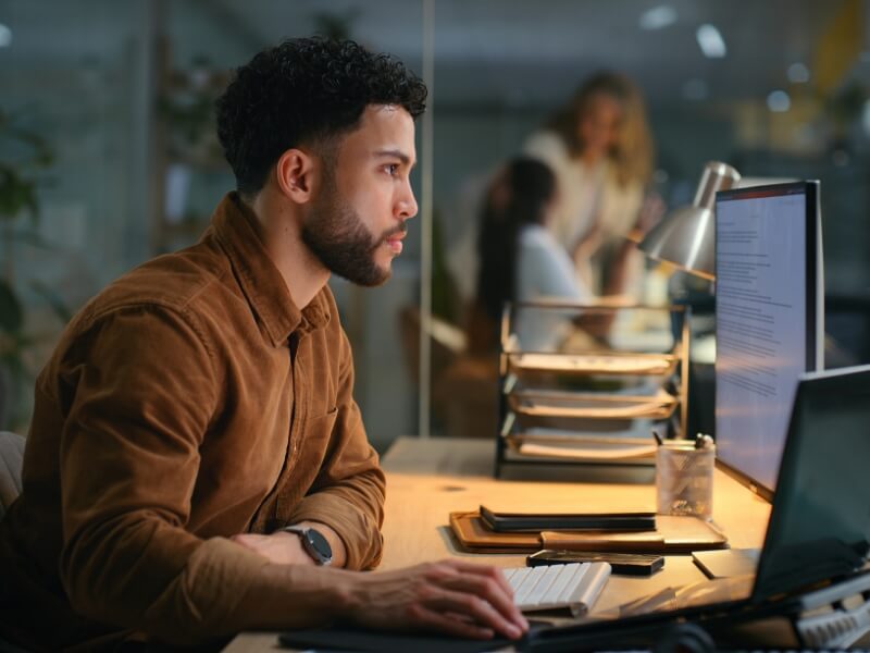 How to Make Extra Income While Working Full-Time: 10 Ways