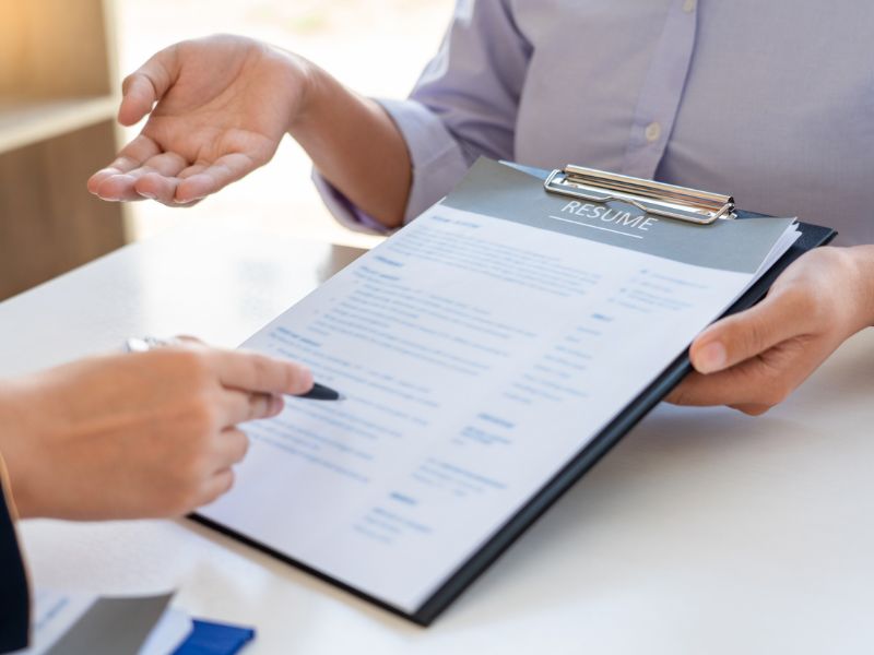 How to Make Resume for First Job: A Guide